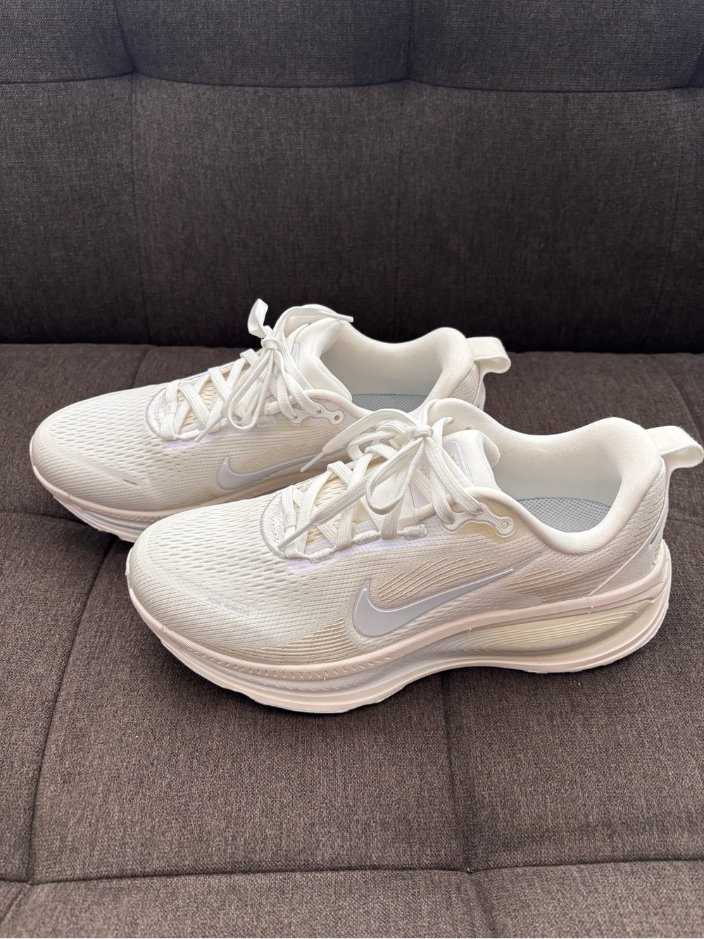Nike Vomero 18 Women's Road Running Shoes